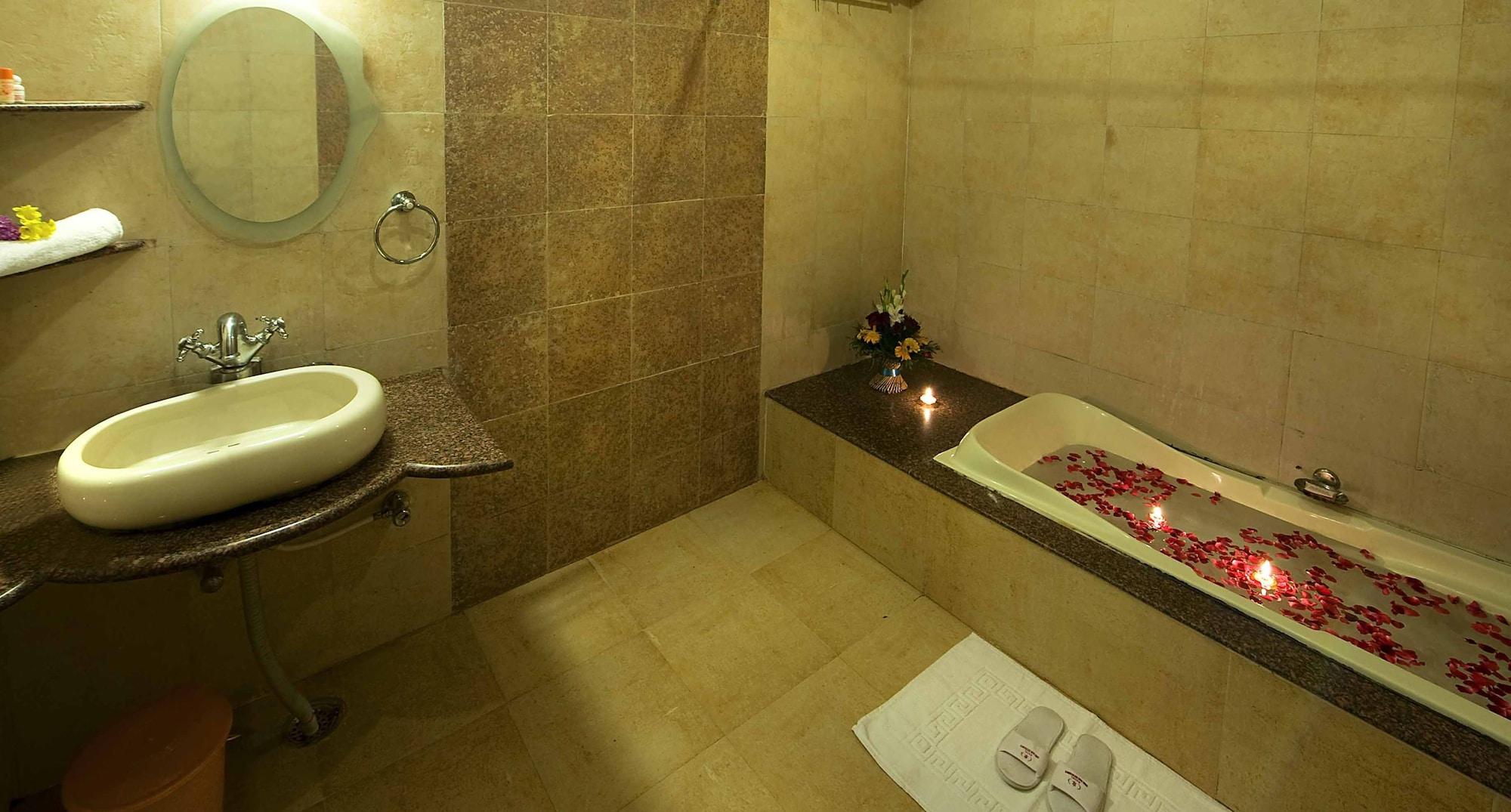 Nirali Dhani Ethnic Heritage Hotel And Resort Jodhpur  Buitenkant foto