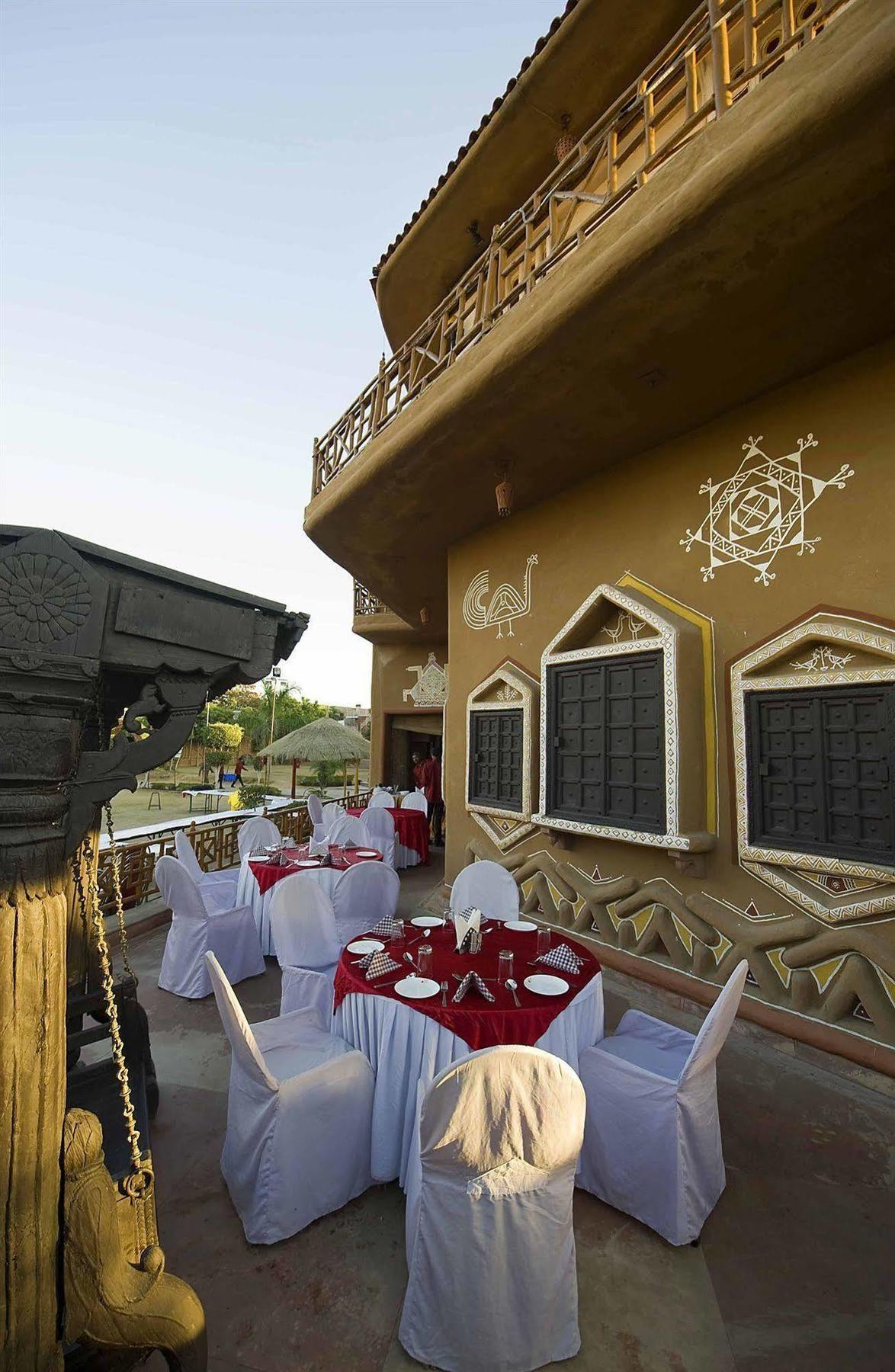 Nirali Dhani Ethnic Heritage Hotel And Resort Jodhpur  Buitenkant foto