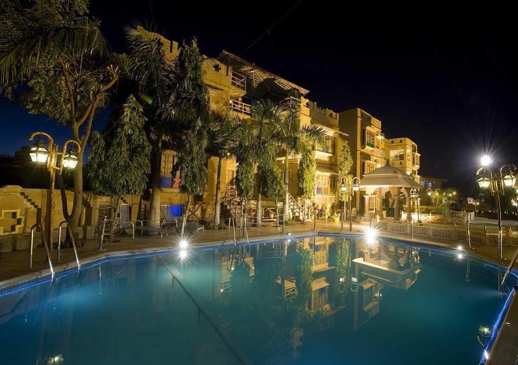 Nirali Dhani Ethnic Heritage Hotel And Resort Jodhpur  Buitenkant foto
